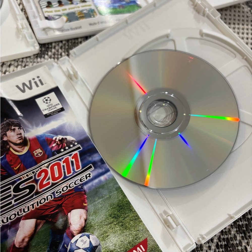 Wii Game Bundle - Picture 6 of 8